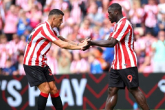 Nhật định phạt góc Sunderland vs AZ Alkmaar, 02h00 ngày 17/9