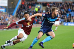 Nhật định phạt góc Burnley vs Middlesbrough, 2h00 ngày 3/9