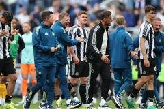 Newcastle đối mặt kịch bản 'điên rồ': đua top 6 hoặc xuống hạng