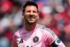 Messi phá kỷ lục MLS, được kêu gọi 'bảo vệ'
