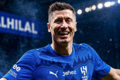 Mức lương 'siêu to, khổng lồ' đang chờ Robert Lewandowski