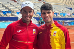 Nadal ủng hộ Carlos Alcaraz bỏ Roland Garros 2026