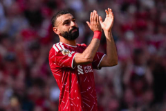 Salah trở thành 'Vua kiến tạo' ở ngày chia tay Liverpool