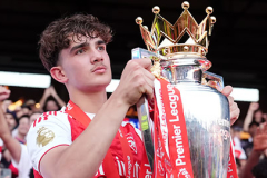 Thần đồng Arsenal cạnh tranh giải trẻ hay nhất mùa PFA với 2 tuyển thủ Anh