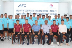 Vừa tranh tài ở giải VĐQG, HLV Đoàn Thị Kim Chi vừa theo học khoá HLV bằng A