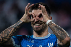 Kết quả bóng đá đêm 14/8, rạng sáng 15/8: Europa League, Championship, giao hữu các CLB