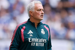 Mourinho bước vào thử thách đầu tiên mà vắng 7 cầu thủ
