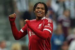 Trực tiếp Newcastle vs Liverpool: Isak lĩnh xướng hàng công, Ngumoha đá chính