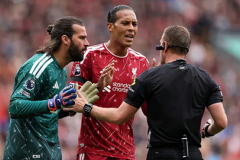 Vì sao bàn thua thứ hai của Liverpool vẫn được công nhận?