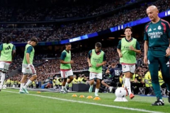 Ghế dự bị ‘dát vàng’ của Real Madrid