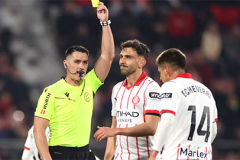 Trọng tài 'độc đoán' nhất La Liga bắt chính derby Atletico vs Real Madrid