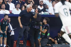 Real Madrid đối mặt tháng 10 giông bão sau derby Madrid
