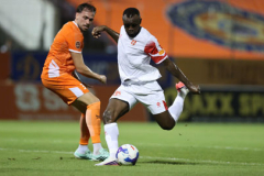 Tiền đạo lập cú hat-trick đầu tiên tại V.League 2026/27 là ai?