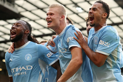 Tin bóng đá tối 17/10: Vụ Man City có diễn biến mới