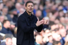 Xabi Alonso chữa được căn bệnh trầm kha của Chelsea