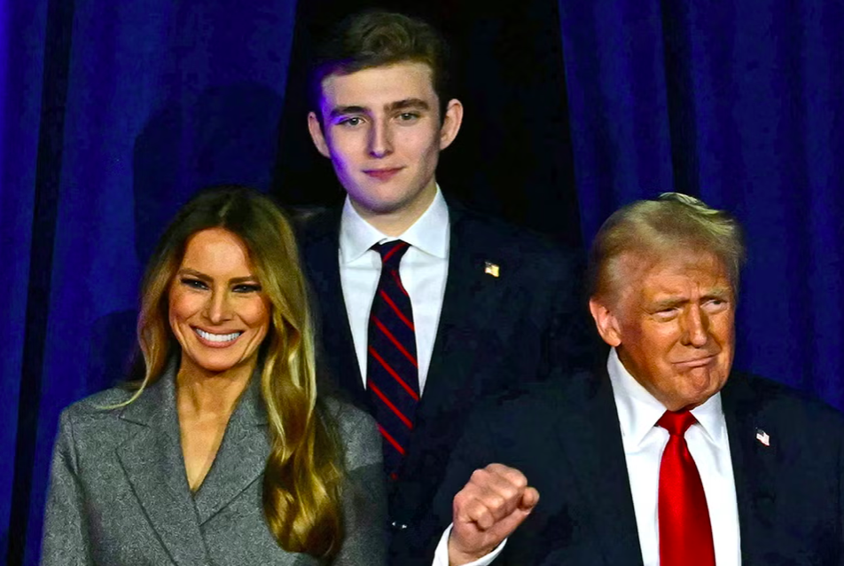  Cậu út Barron Trump - 'nhà chiến lược' thầm lặng đằng sau chiến thắng của cha