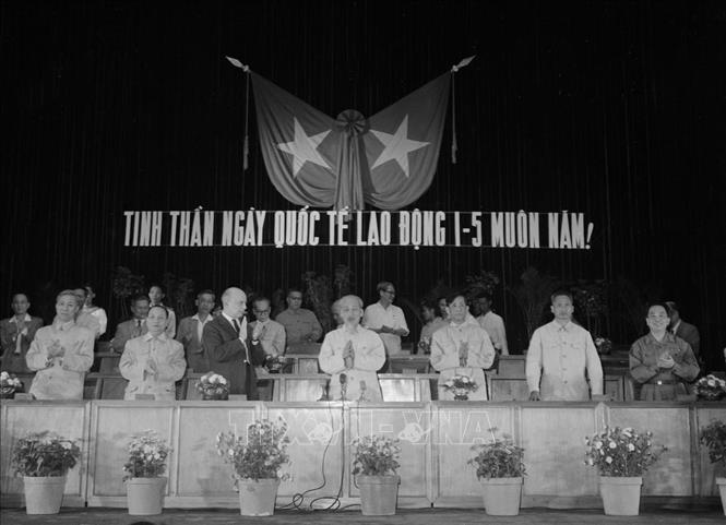  Vinh quang lao động Việt Nam: Trưởng thành, phát triển cùng lịch sử và thời đại