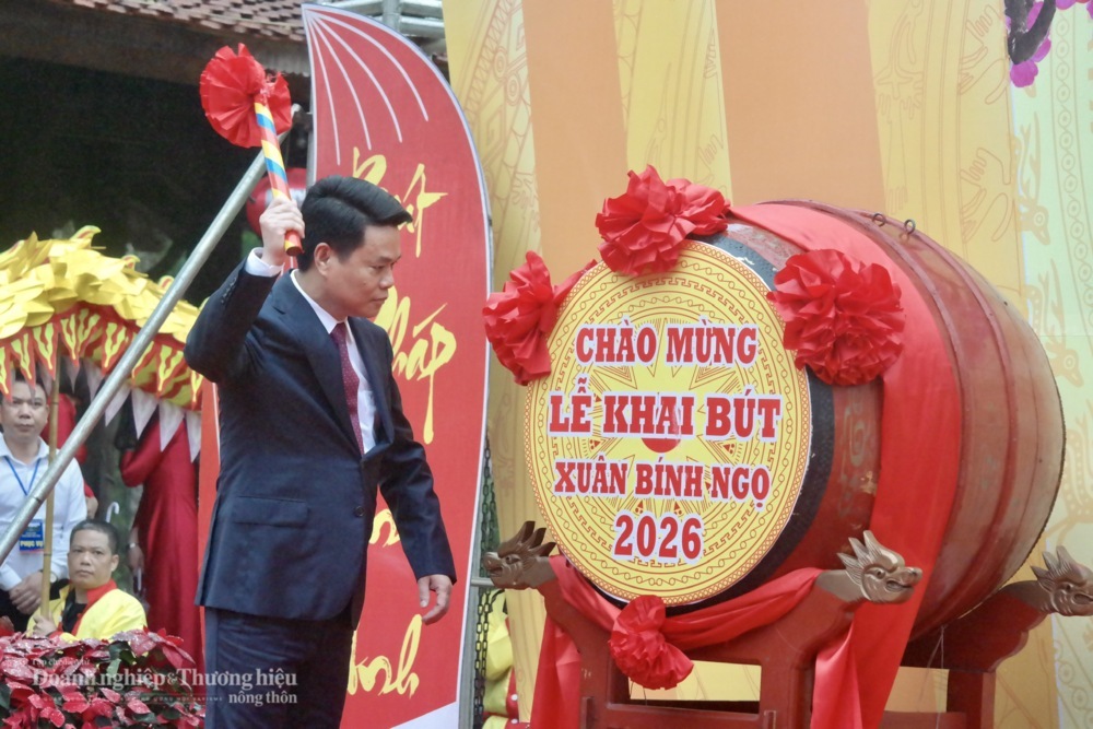  Lễ khai bút Đền thờ Chu Văn An: Nét đẹp văn hóa đầu năm