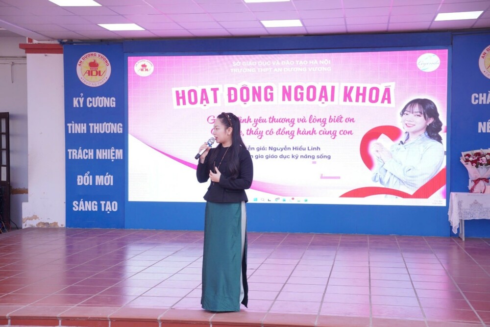  Trường THPT An Dương Vương: Hoạt động ngoại khóa gắn kết yêu thương, vun đắp lòng biết ơn