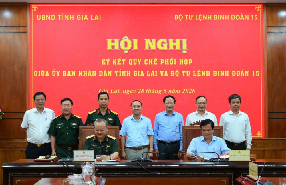 Gia Lai: Ký kết quy chế phối hợp giữa UBND tỉnh và Binh đoàn 15